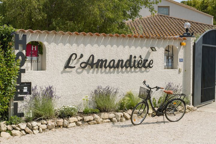 Hotel de Charme LAmandière in St.-Rémy-de-Provence