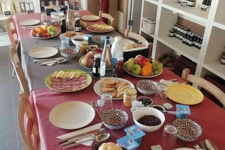 Breakfast/Coffee Service 34 of 59