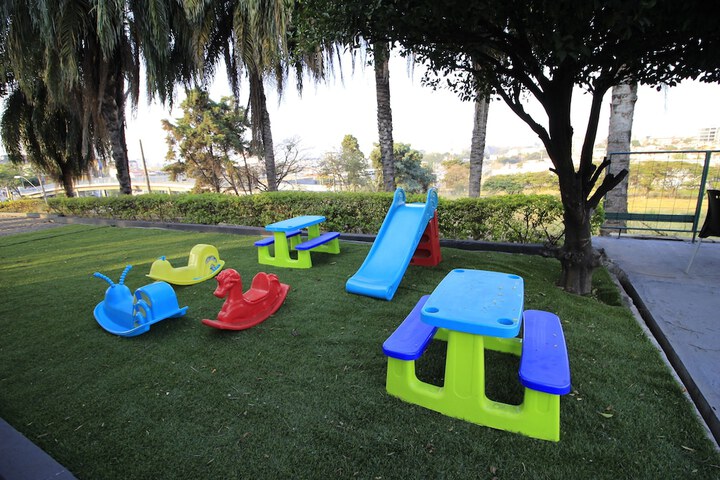 Children's play area - outdoor