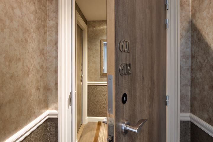Room 16 of 52