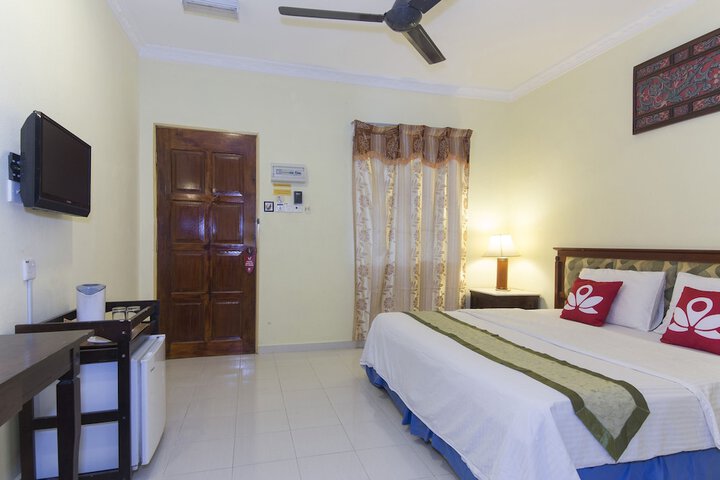 Room 8 of 45