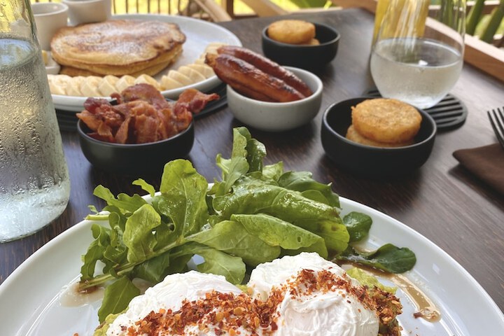 Breakfast/Coffee Service 111 of 147