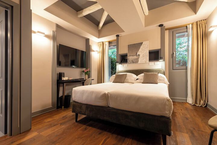Room 14 of 39