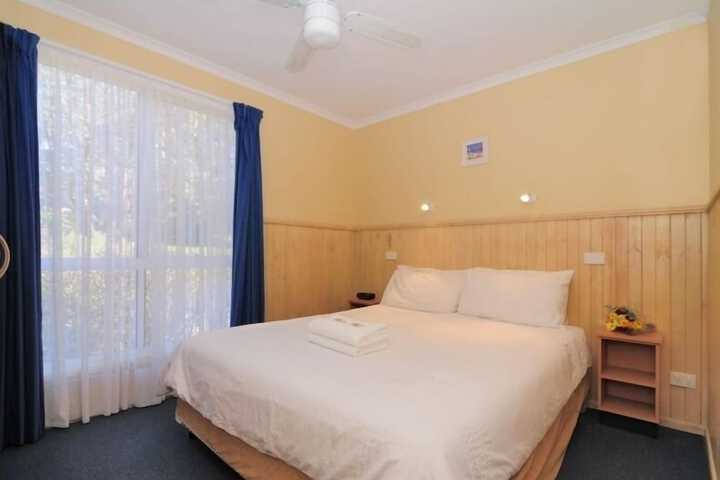 Room 18 of 91