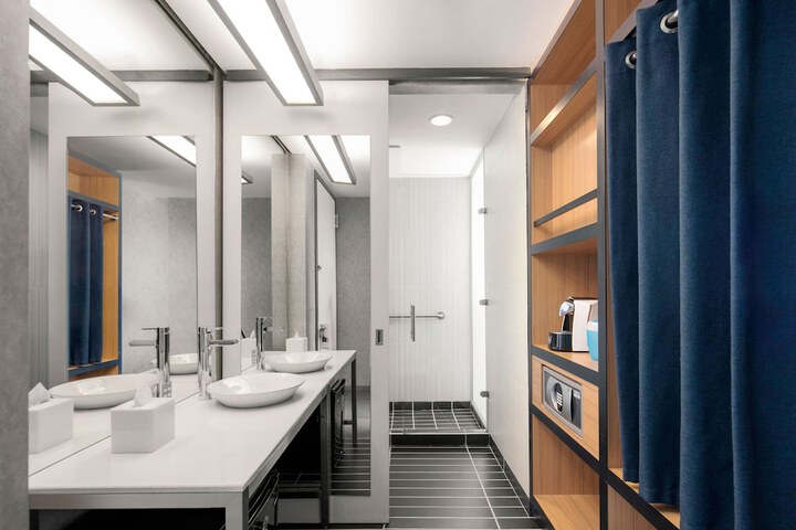 Clean Restrooms