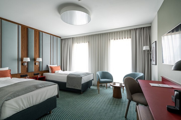 Room 14 of 26