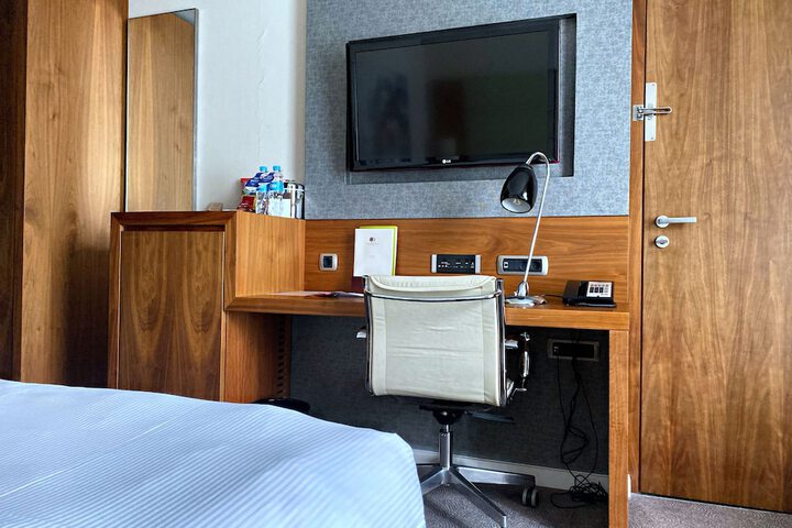 Room 7 of 59