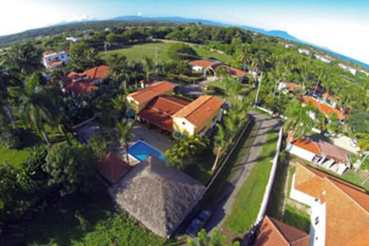 Escondido Bay Laguna Beach Front Condos & Villas
