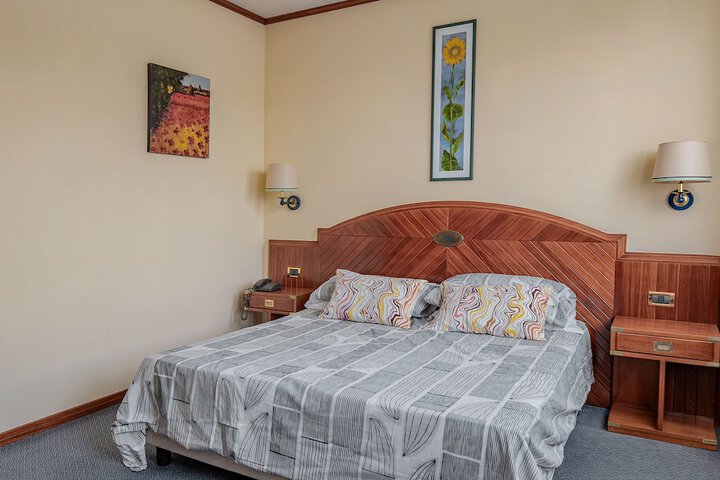 Room 30 of 91