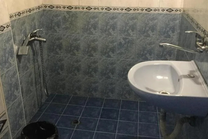 Room 7 of 14
