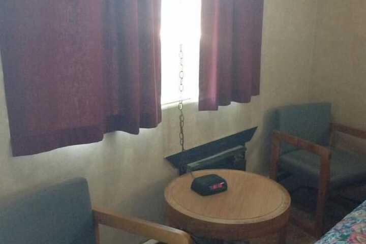 Room 12 of 29
