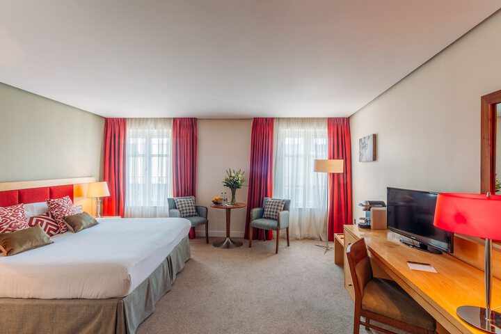 Room 21 of 68