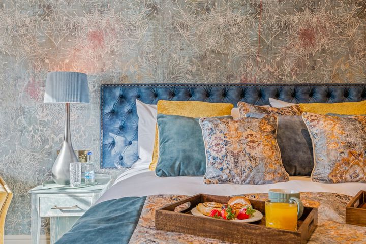 Room 55 of 137