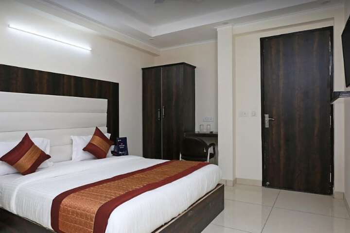 Room 16 of 45