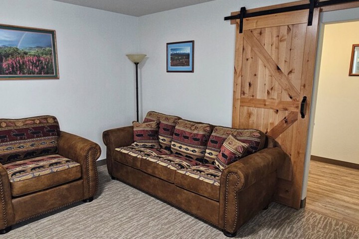Room 9 of 37