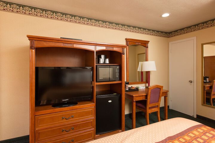 Room 15 of 50