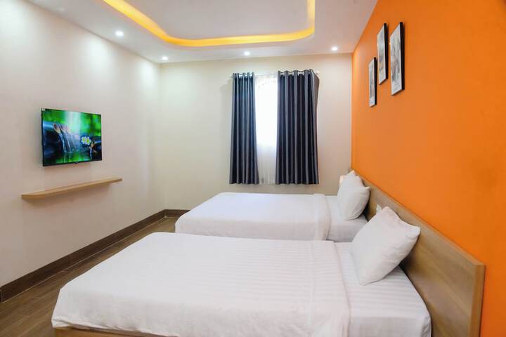 Room 43 of 80