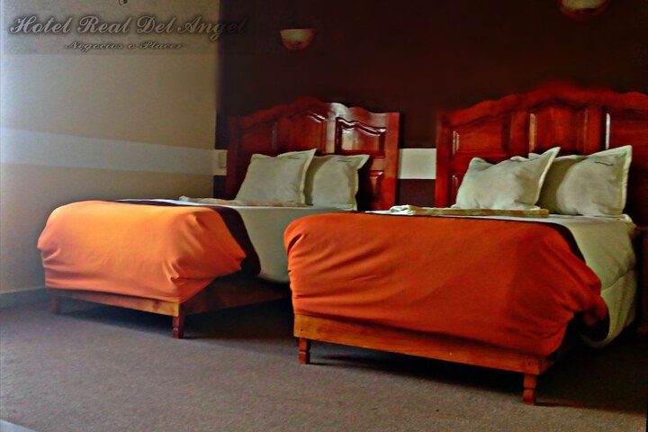 Room 5 of 36
