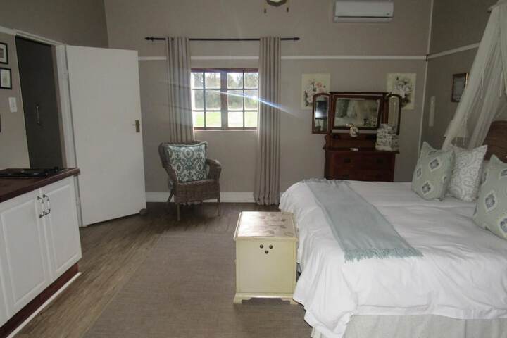 Room 2 of 54