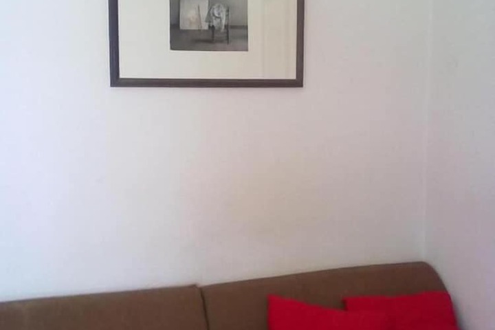 Room 13 of 21