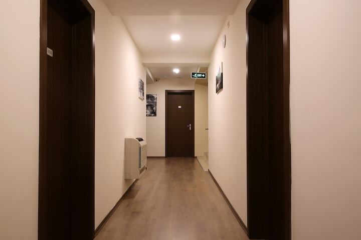 Ballroom/Hall 40 of 53