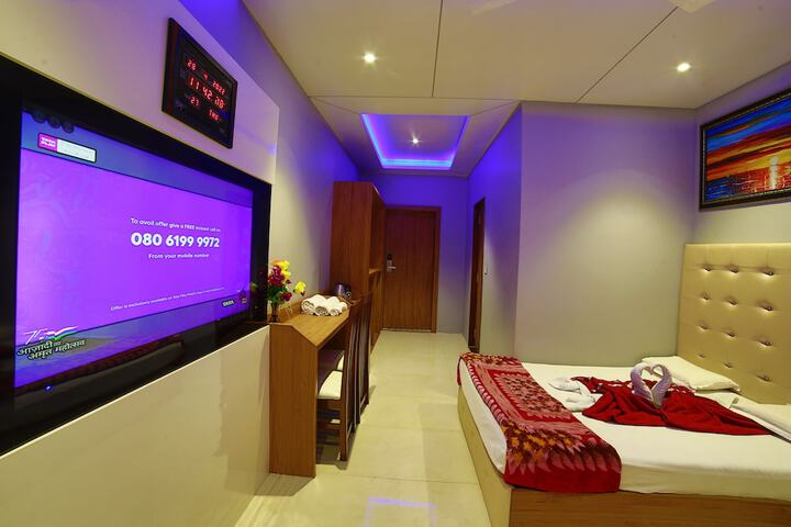 Room 7 of 26