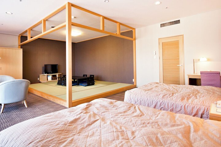 Room 19 of 126