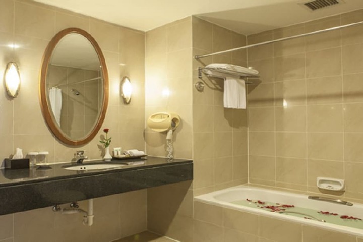 Clean Restrooms