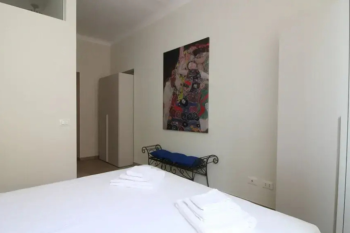 Room 3 of 14