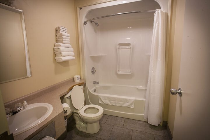 Room 47 of 82