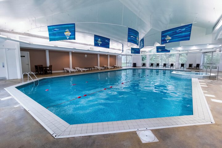 Pool Hotel