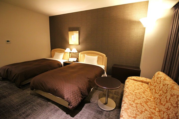 Room 20 of 32