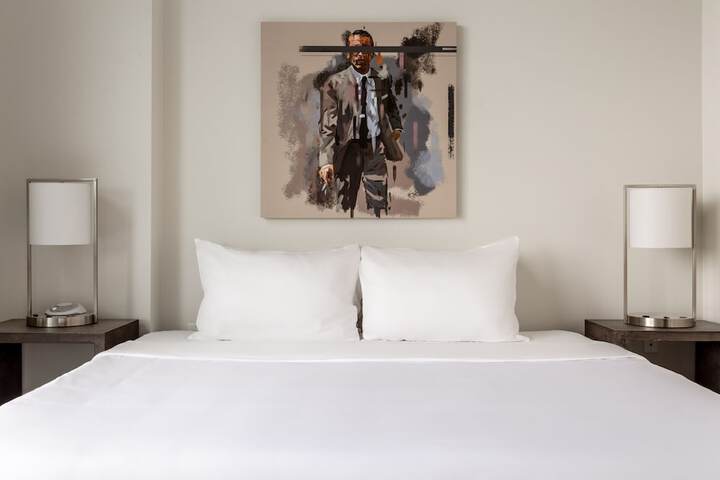 Room 13 of 81