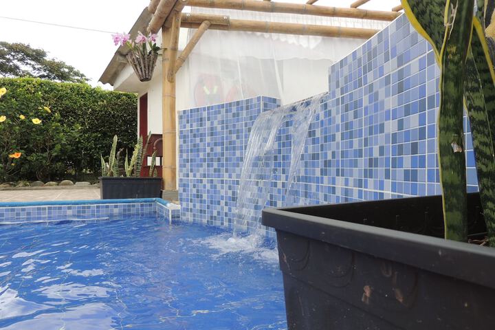 Pool 25 of 45
