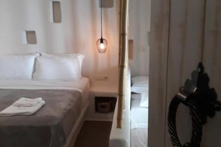 Room 10 of 46