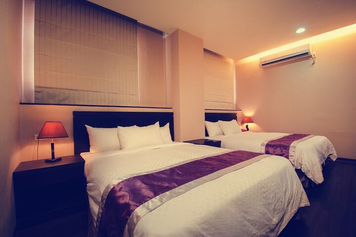Room 20 of 47