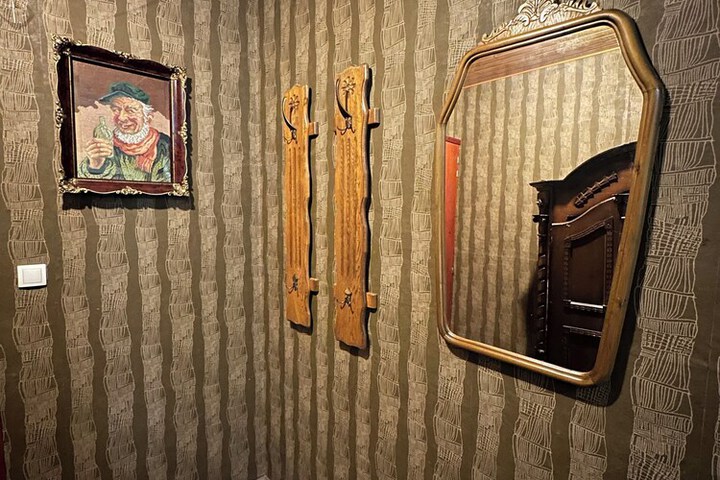 Room 26 of 83