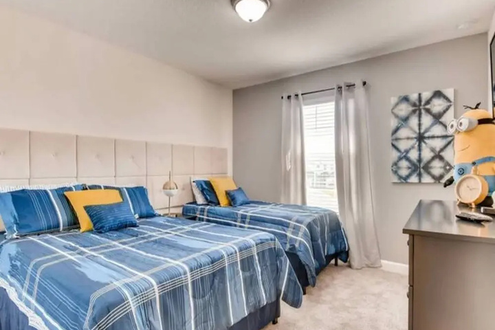 Room 5 of 23