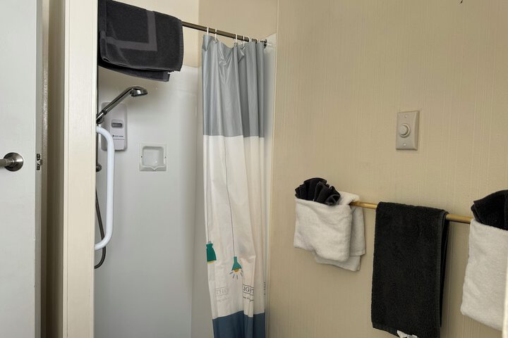Room 22 of 33