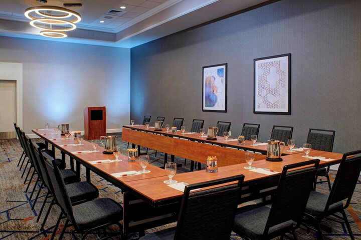Meeting facility
