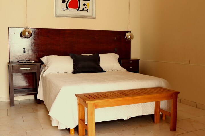 Room 8 of 45