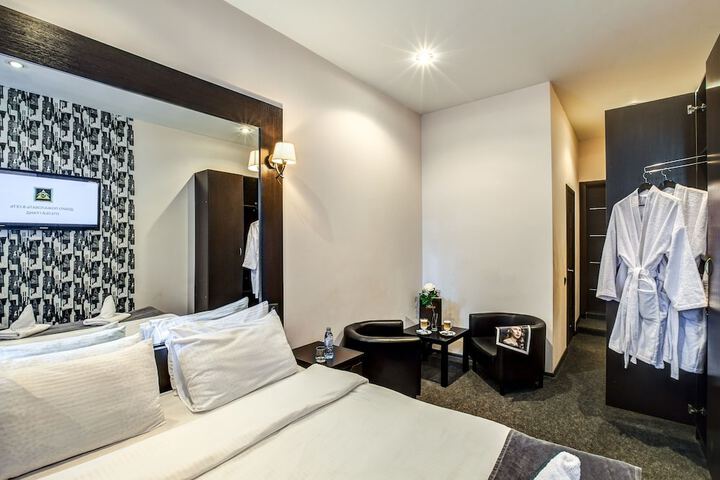 Room 15 of 39