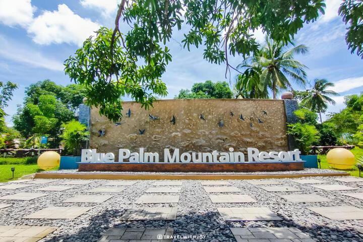 Photo of Blue Palm Mountain Resort