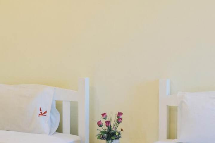 Room 25 of 65