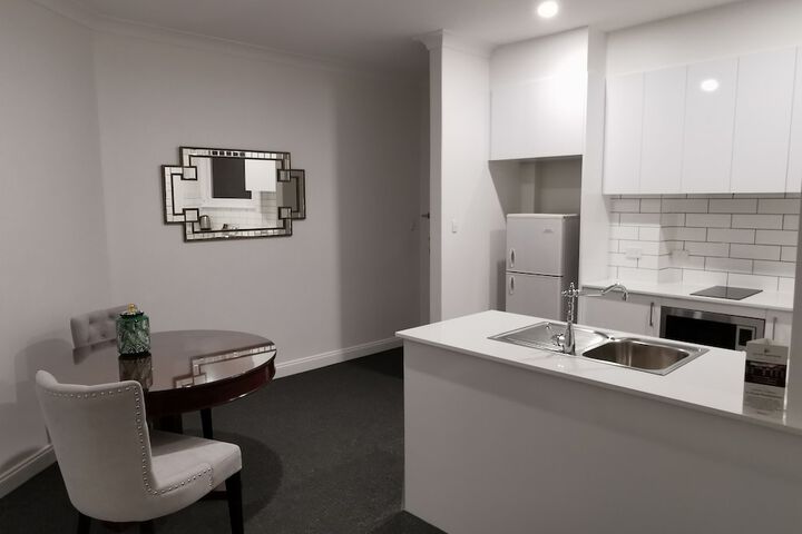 Room 14 of 65