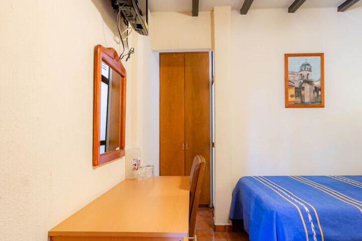 Room 11 of 71