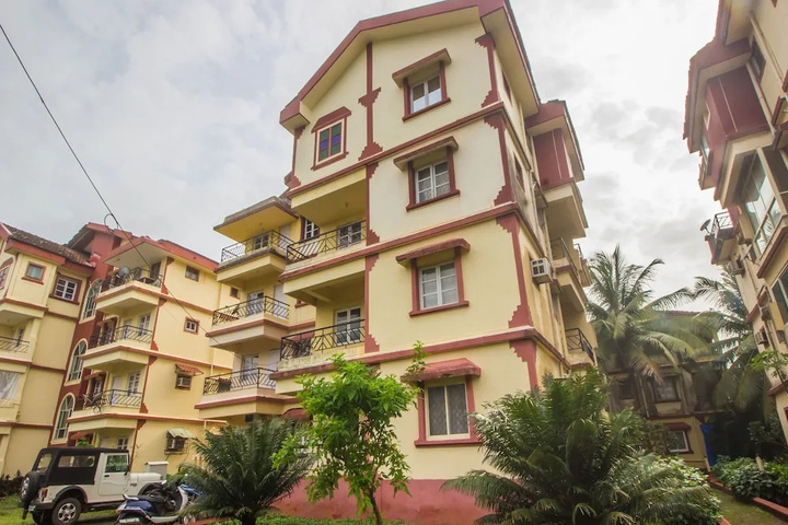OYO 17369 Home Field View with Pool 1BHK Varca