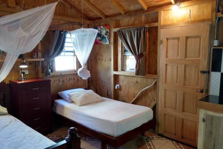 Room 10 of 60