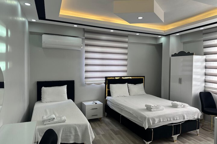 Room 14 of 26