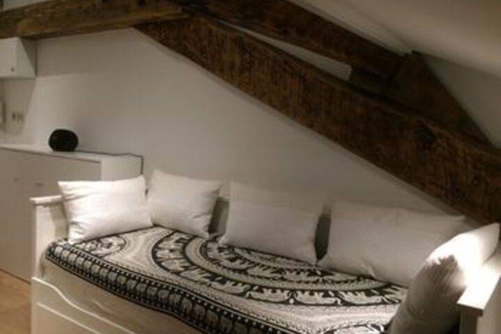 Room 40 of 63